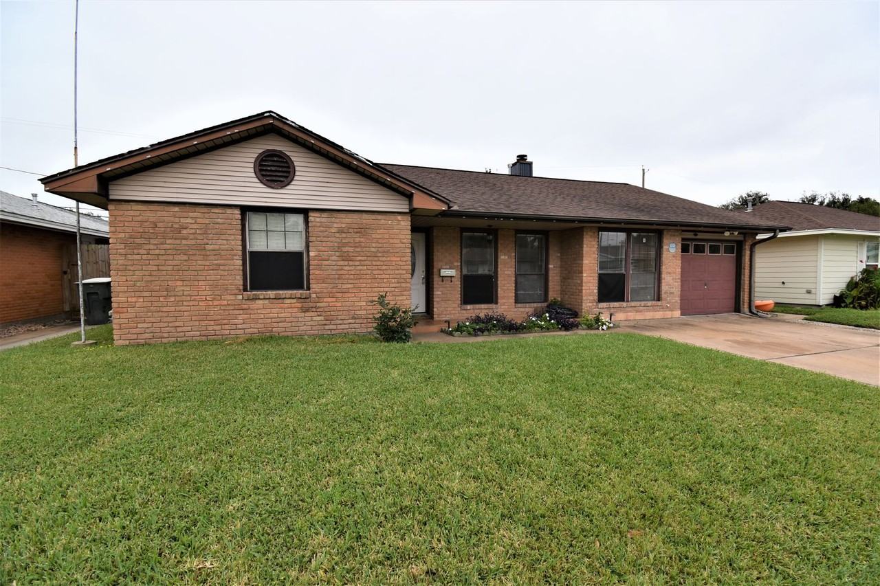 2601 Pine St - Photo 2 of 9