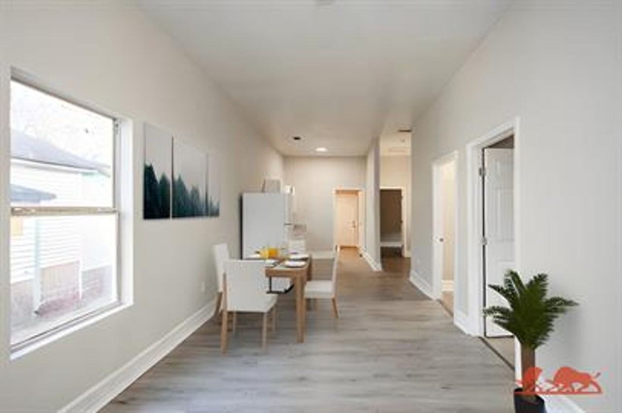 211 W Cherry St - Photo 4 of 36