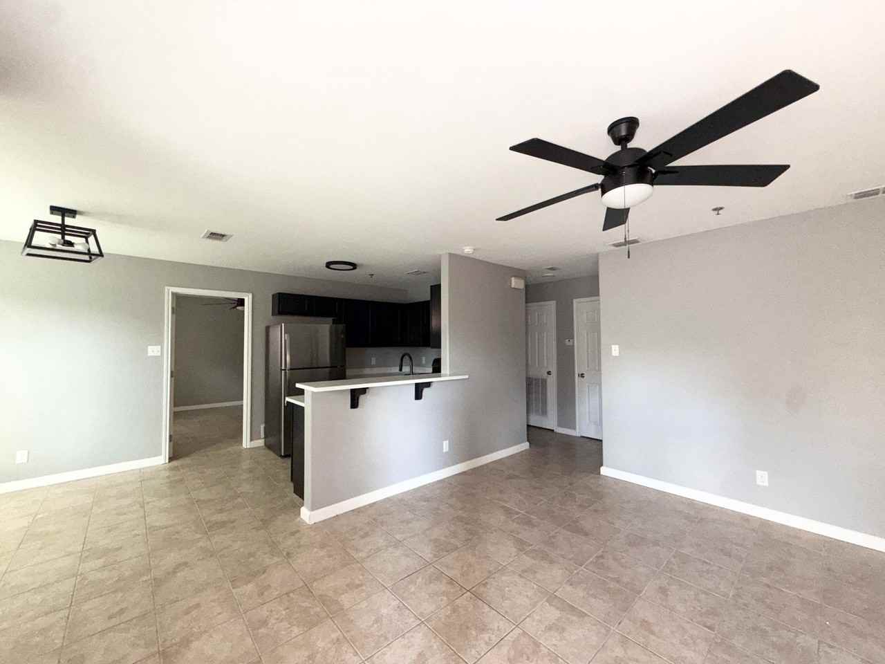 Napa Heights - Photo 5 of 14