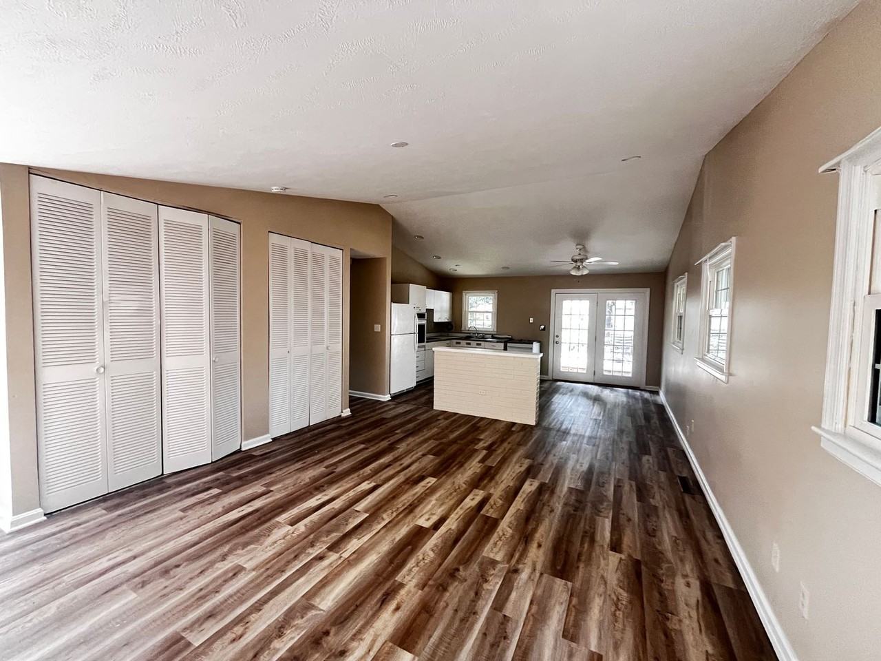 4017 Hillbrook Drive - Photo 3 of 17