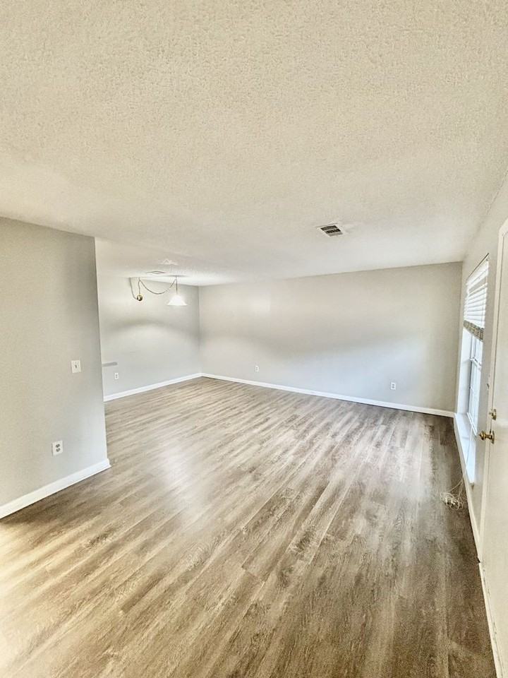 1245 Old Lascassas Highway #E1 - Photo 2 of 18