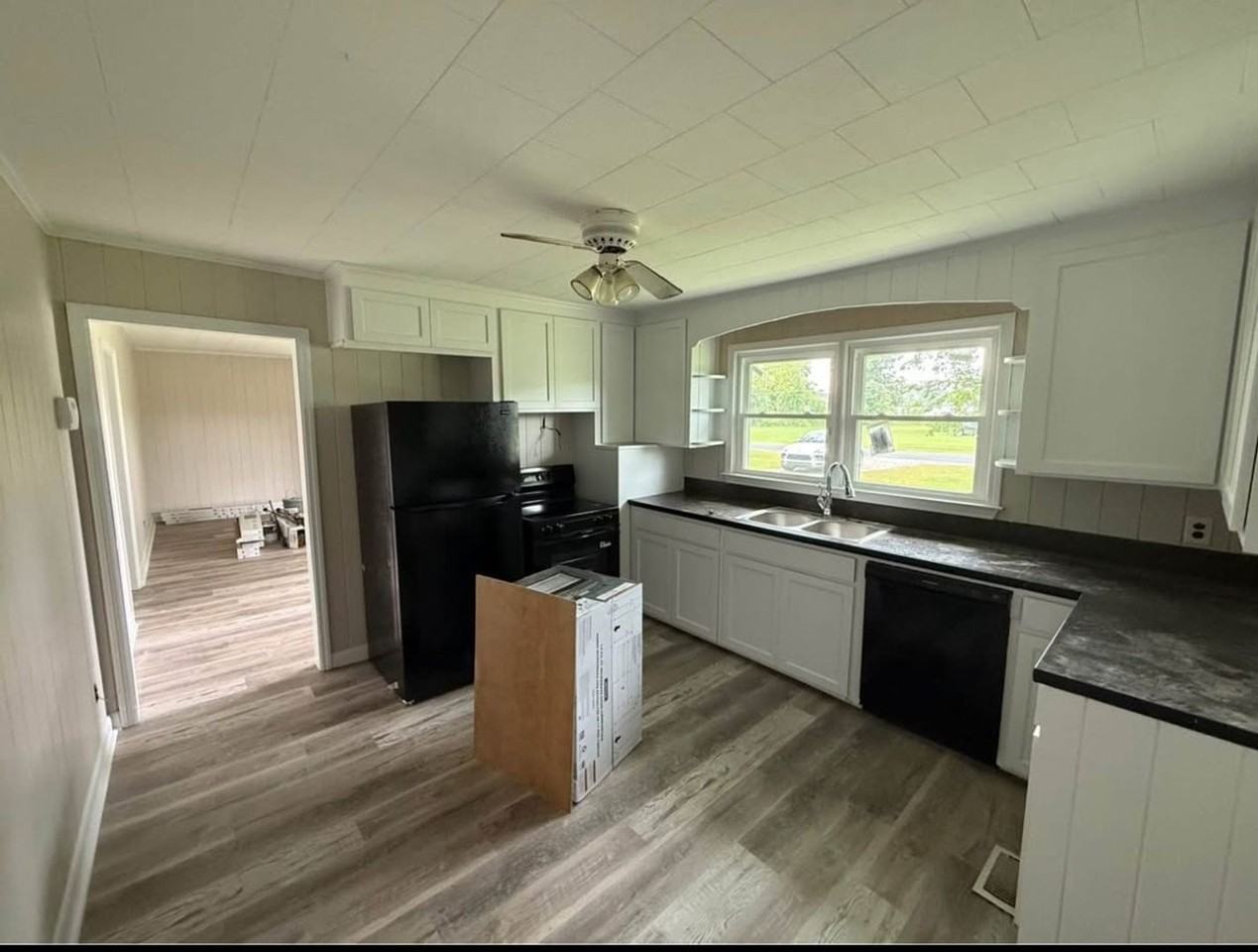 6166 Sandy Creek Rd - Photo 2 of 11