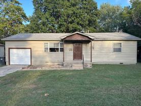 609 Geneva St - Photo 1 of 1