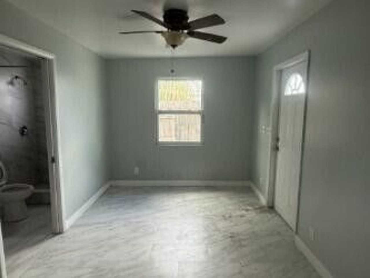 2329 Fairway Dr - Photo 4 of 13