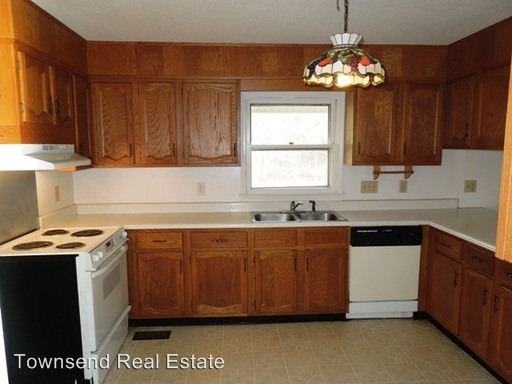 5250 Loop Rd - Photo 3 of 18