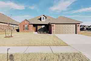 featured image of 3616 Upland Ridge Dr