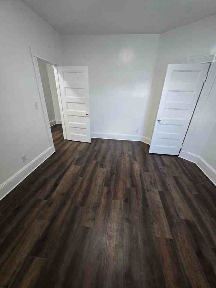 237 Harvard Avenue - Photo 2 of 8
