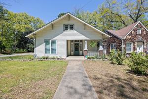 featured image of 153 Crescent Ave