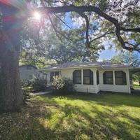 featured image of 665 N 10th St