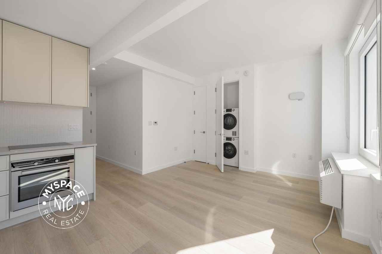 150 Lawrence St #805 - Photo 4 of 28