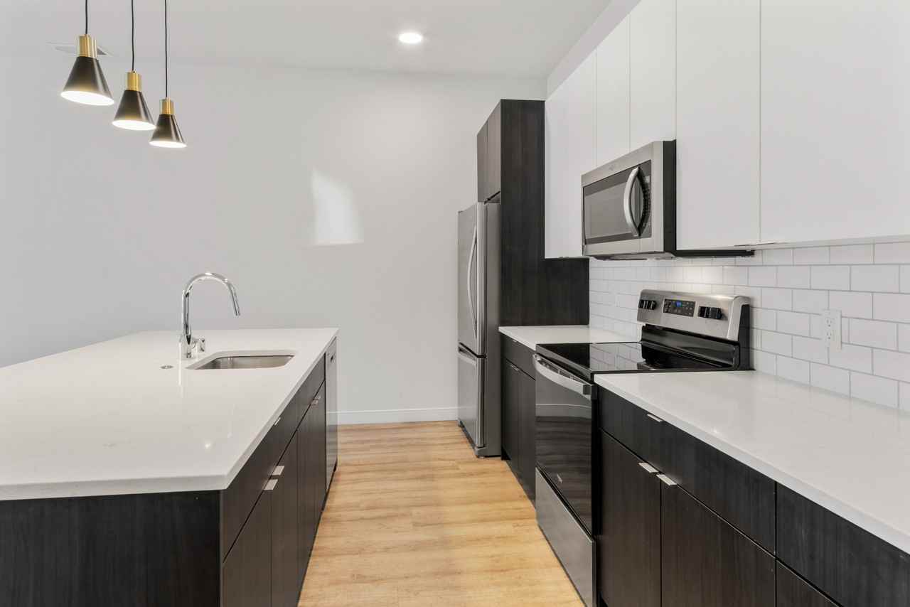 5945 6th Avenue #116 - Photo 3 of 33