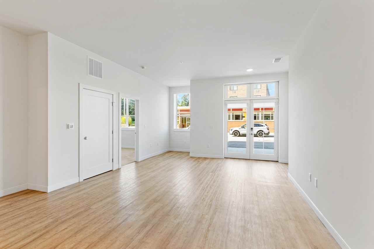 5945 6th Avenue #116 - Photo 6 of 33