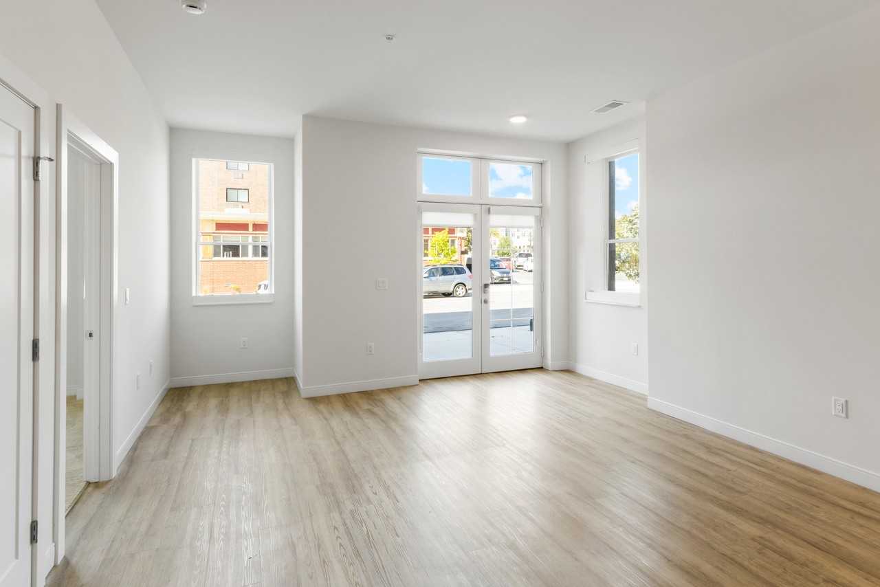 5945 6th Avenue #116 - Photo 7 of 33