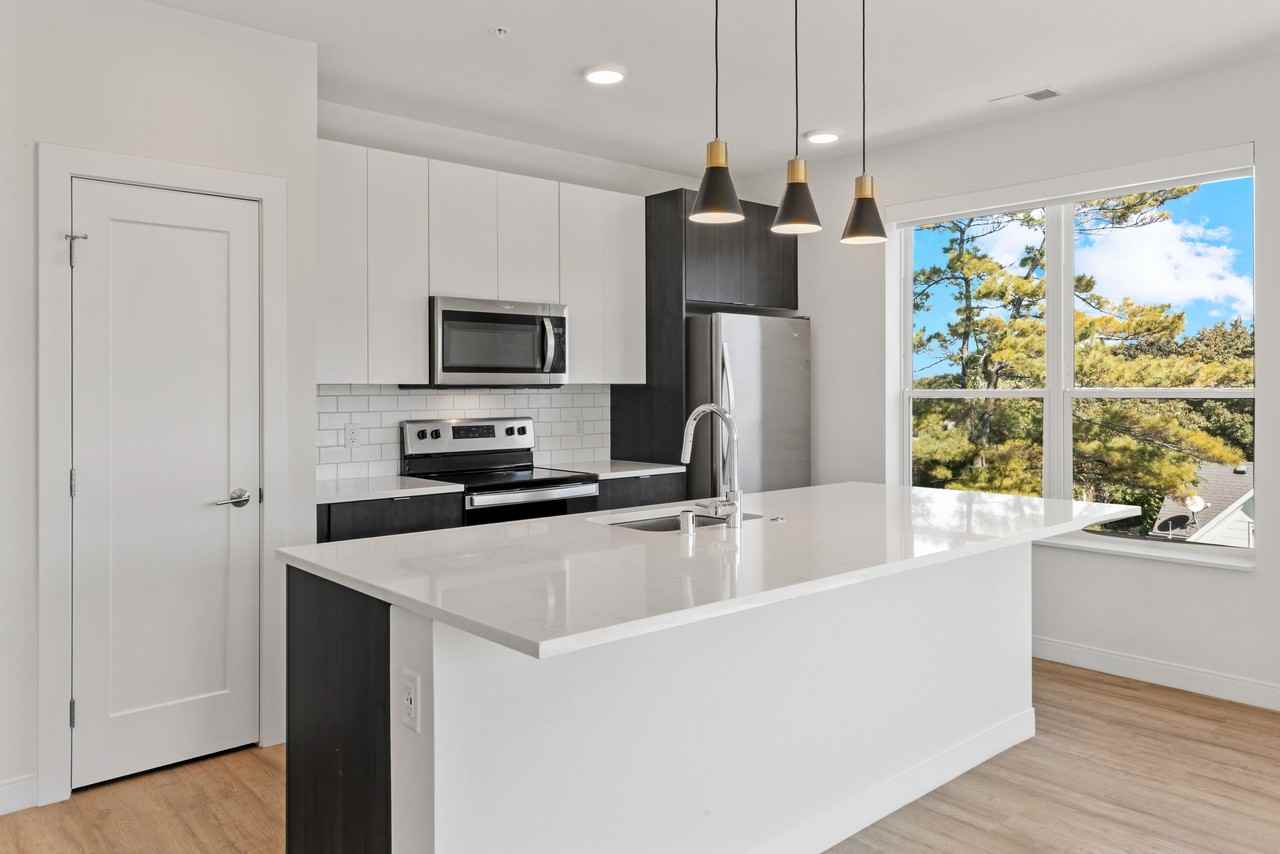 5945 6th Avenue #311 - Photo 2 of 36