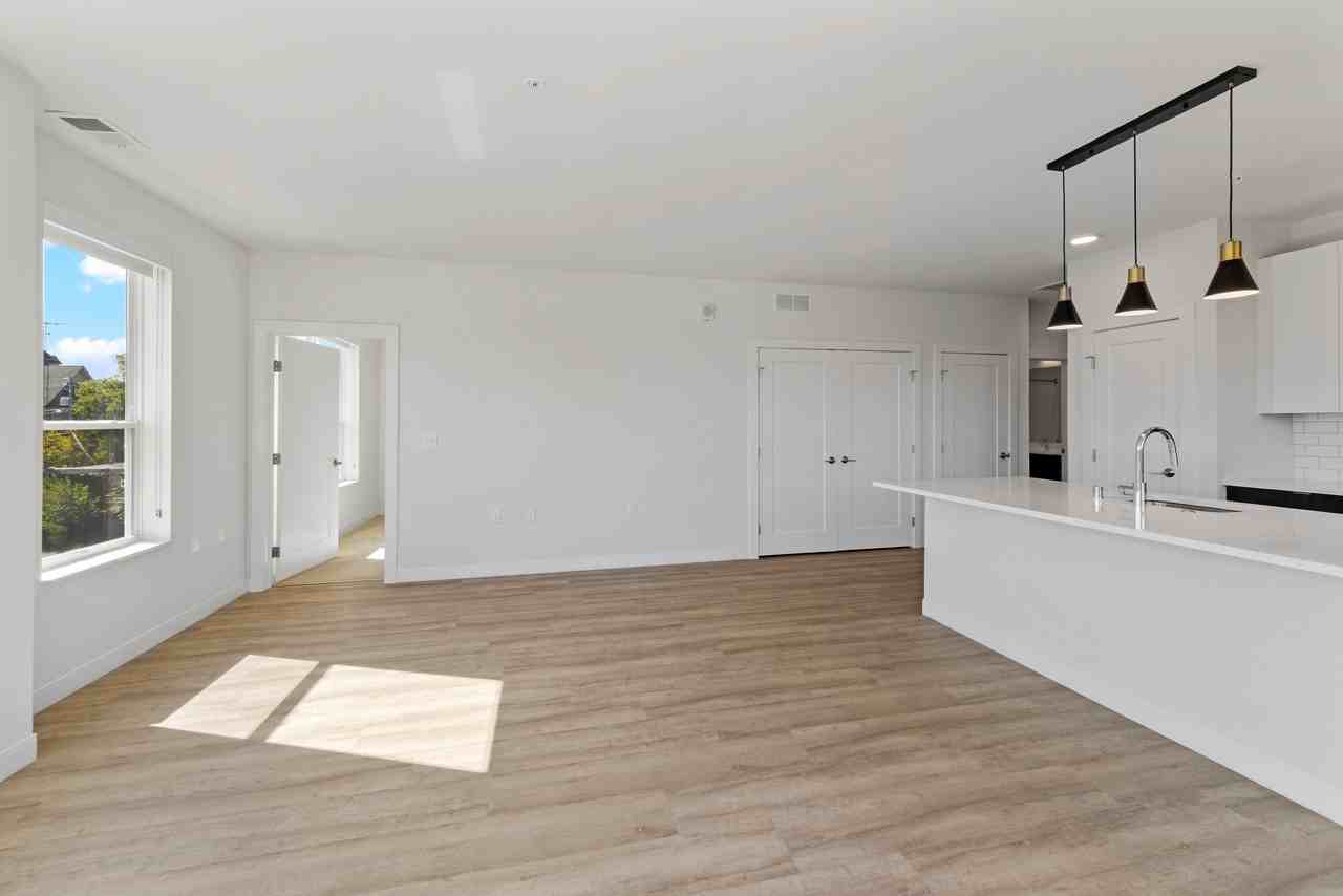 5945 6th Avenue #211 - Photo 6 of 36