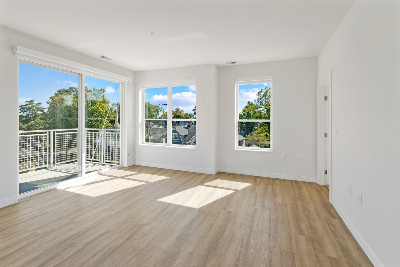 5945 6th Avenue #211 - Photo 7 of 36