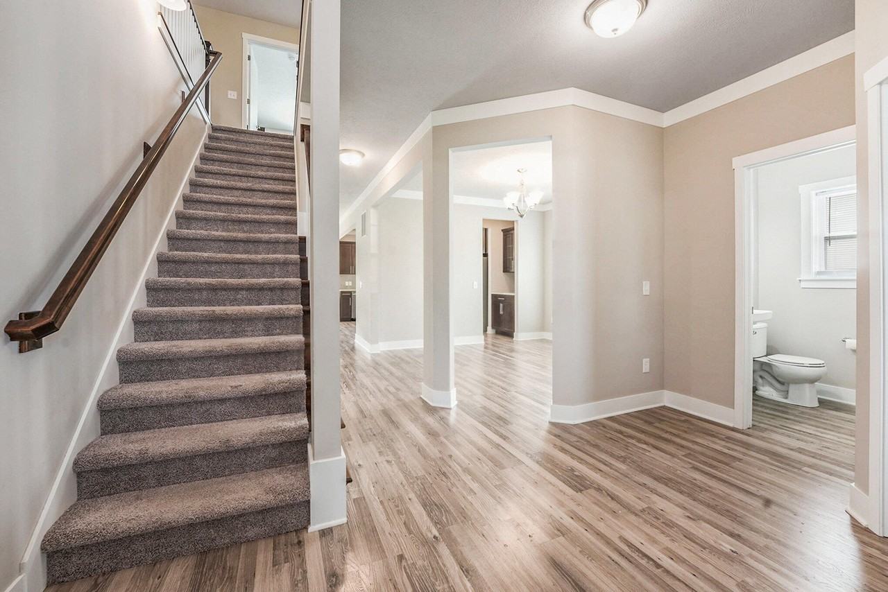 8920 Pictured Rock Dr - Photo 5 of 36