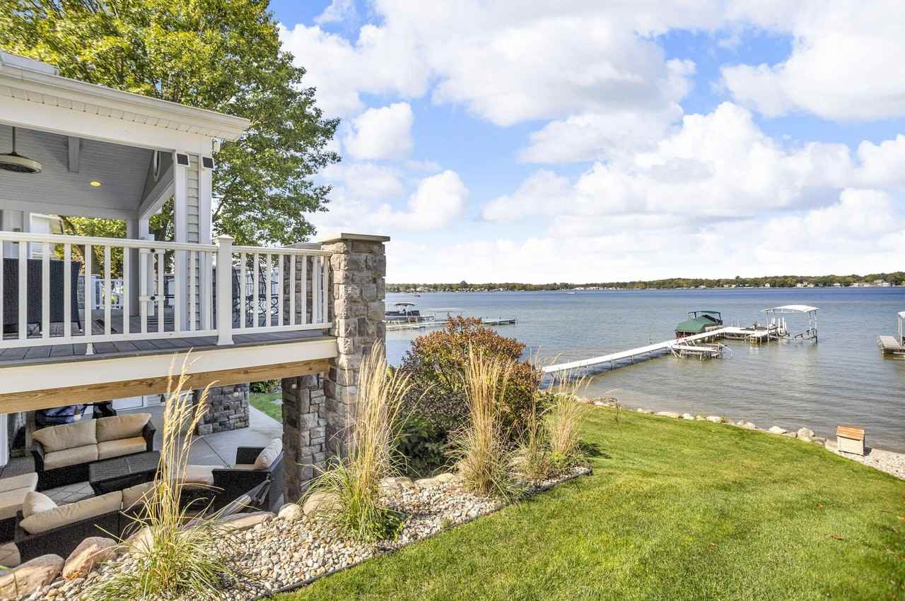 1620 Cottage Drive - Photo 3 of 50