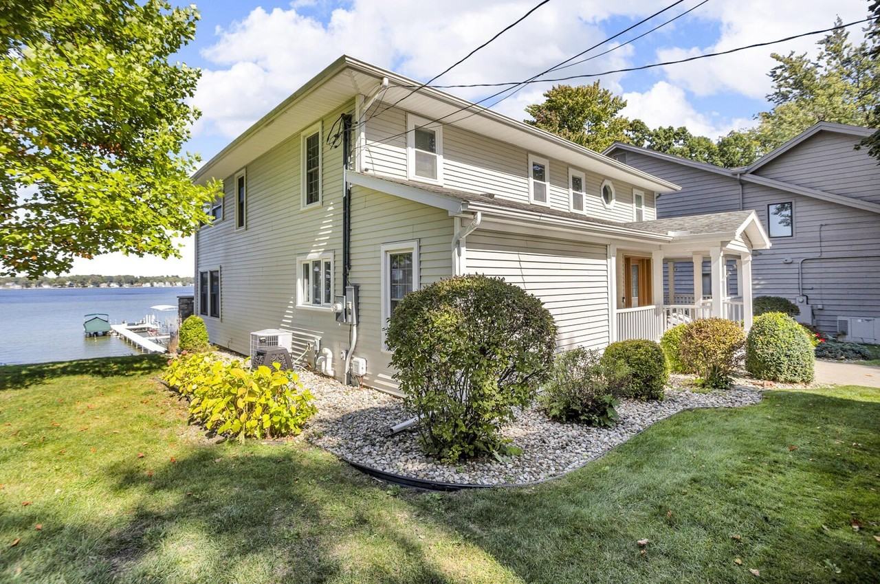 1620 Cottage Drive - Photo 7 of 50