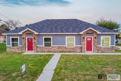 508 6th Street #B - Photo 1 of 1