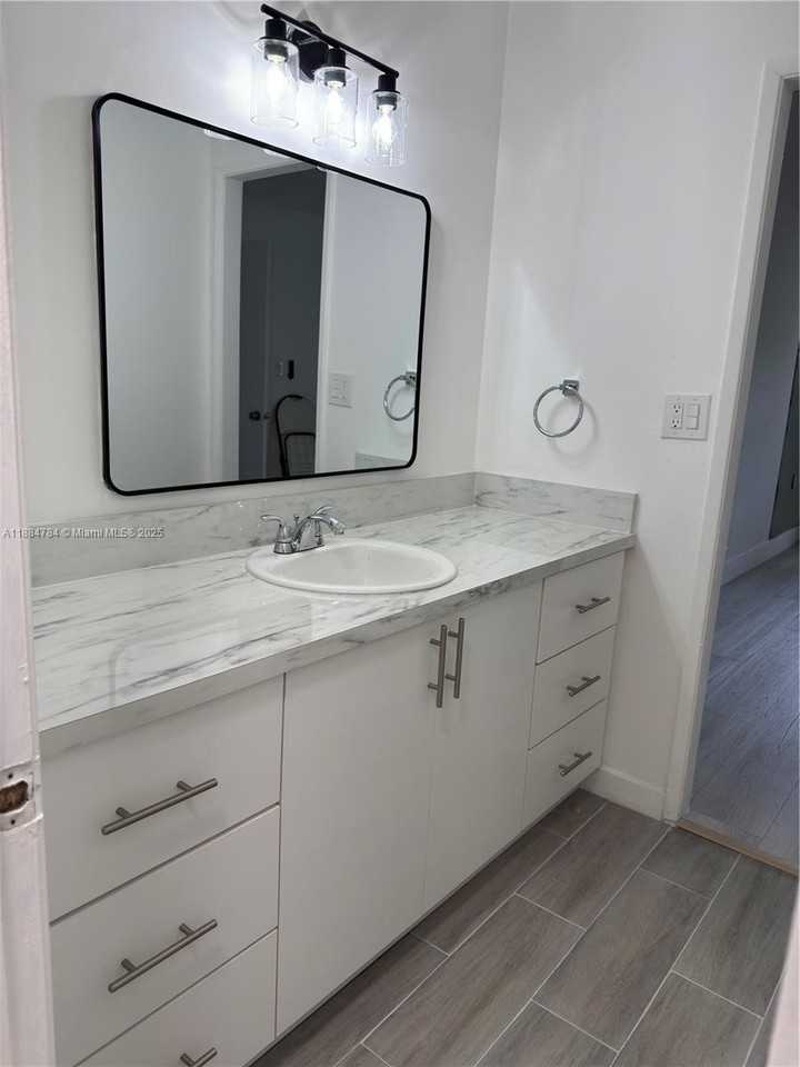 11291 Southwest 88th Street #202 - Photo 3 of 8