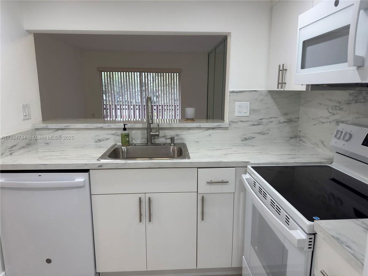 11291 Southwest 88th Street #202 - Photo 7 of 8