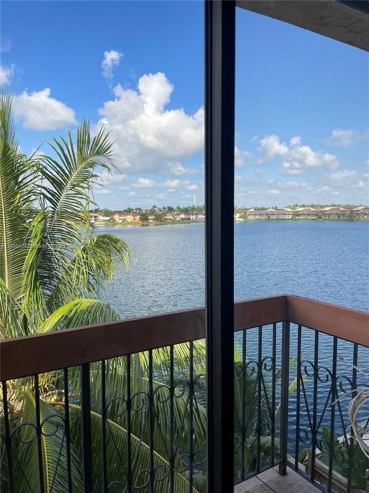 5650 West 26th Court #207