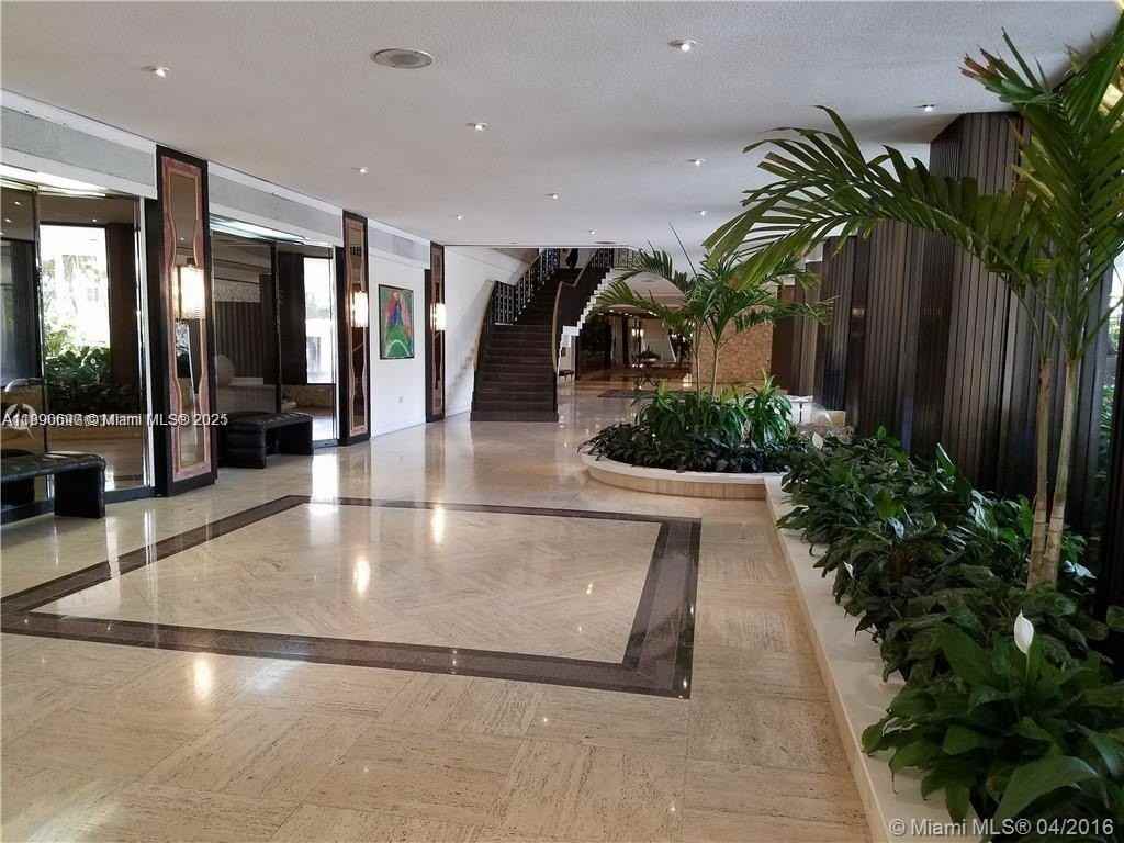 5555 Collins Ave #11U - Photo 2 of 24