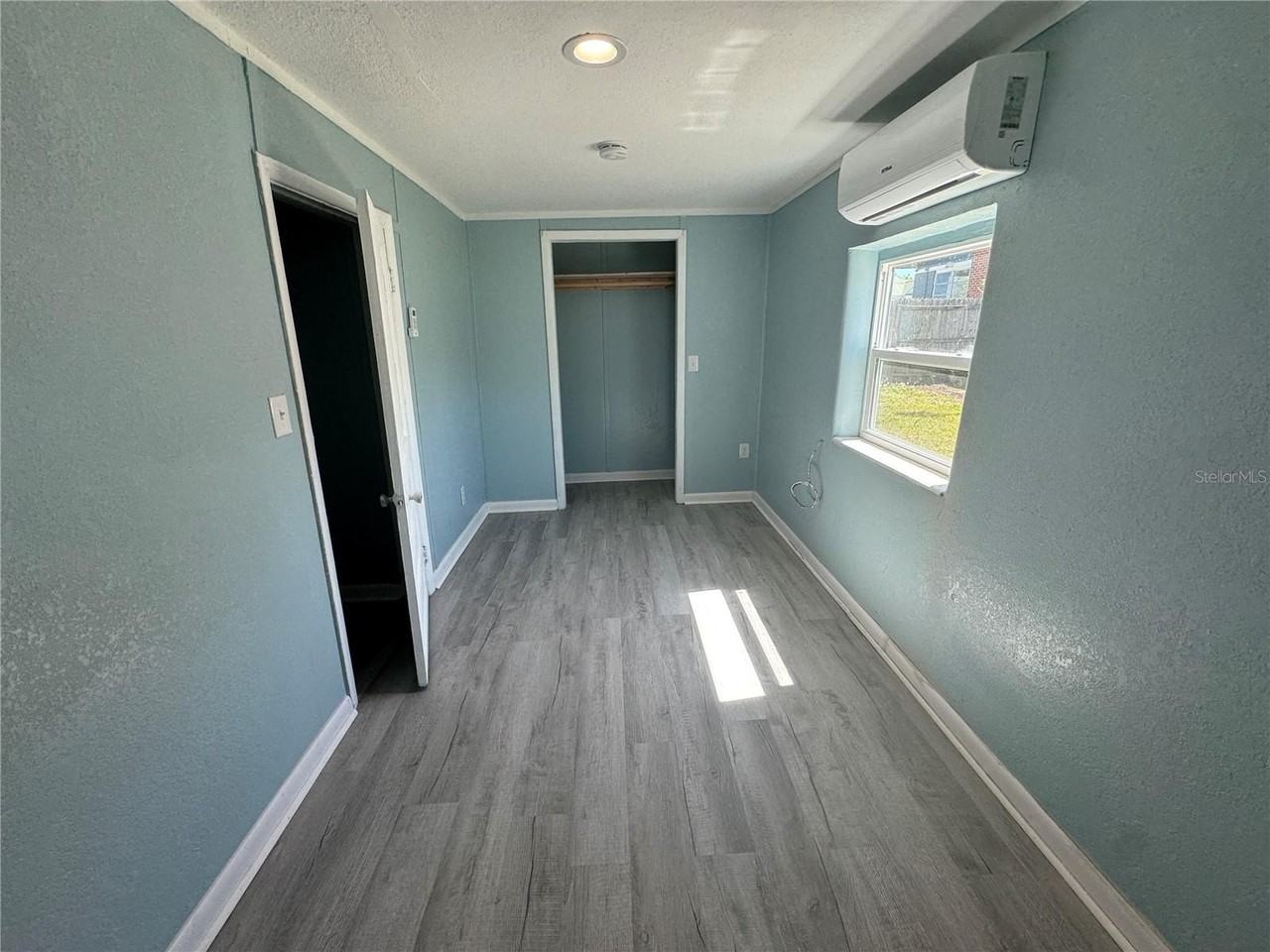 348 S Central Ave #L - Photo 5 of 12