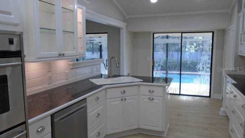 305 South Chase Court - Photo 3 of 23