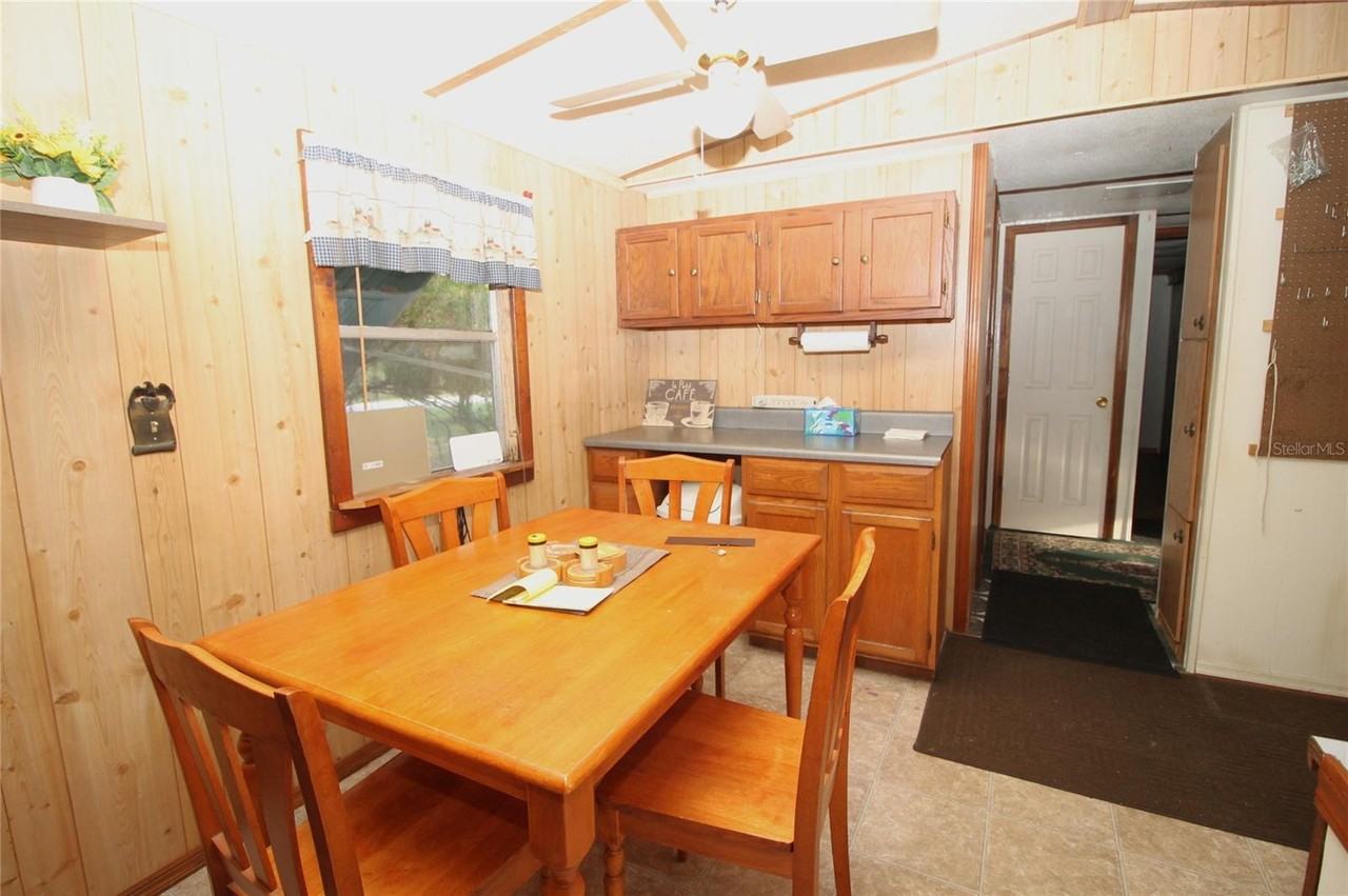 18842 Triple E Rd - Photo 3 of 11