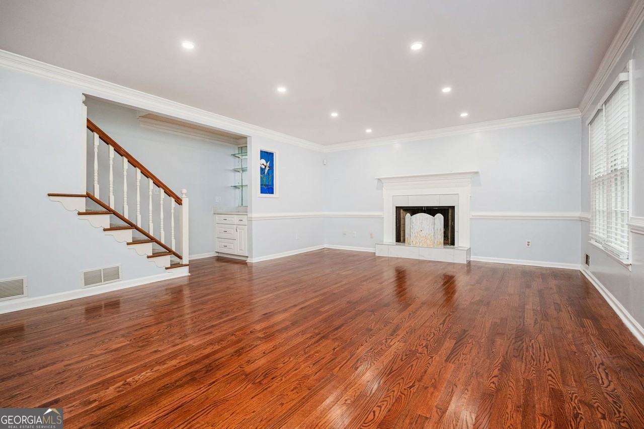 983 Bridgegate Dr Ne - Photo 6 of 34