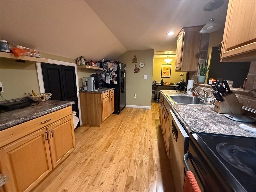 50 S Main St - Photo 4 of 17