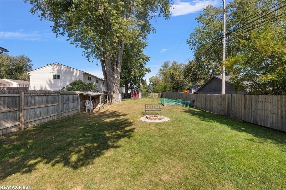 25775 S River Rd - Photo 6 of 40