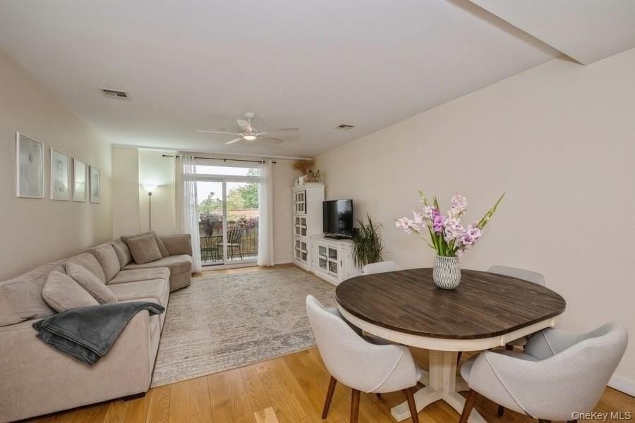 1251 E 19th St #4B - Photo 5 of 32