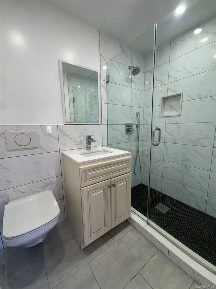 27 Fourth Ave - Photo 4 of 13