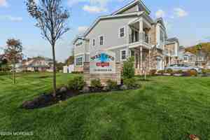 featured image of 221 Brighton Ave Unit 302 #302