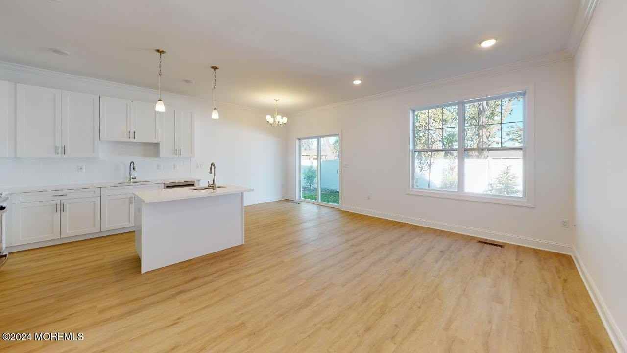 221 Brighton Ave Unit 302 #302 - Photo 5 of 34