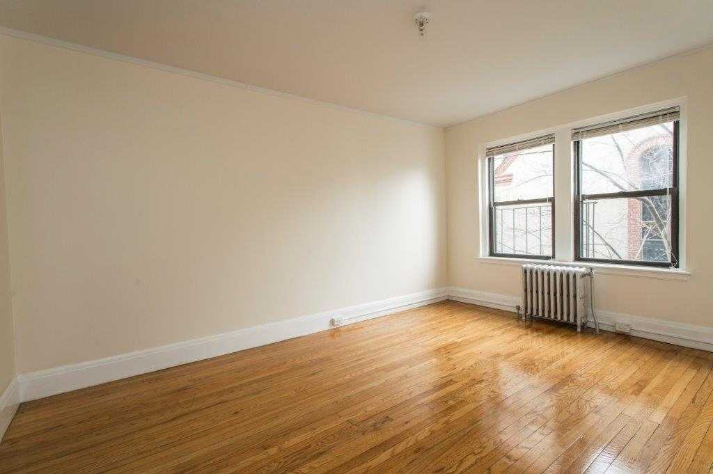 Highland Ave - Photo 5 of 7