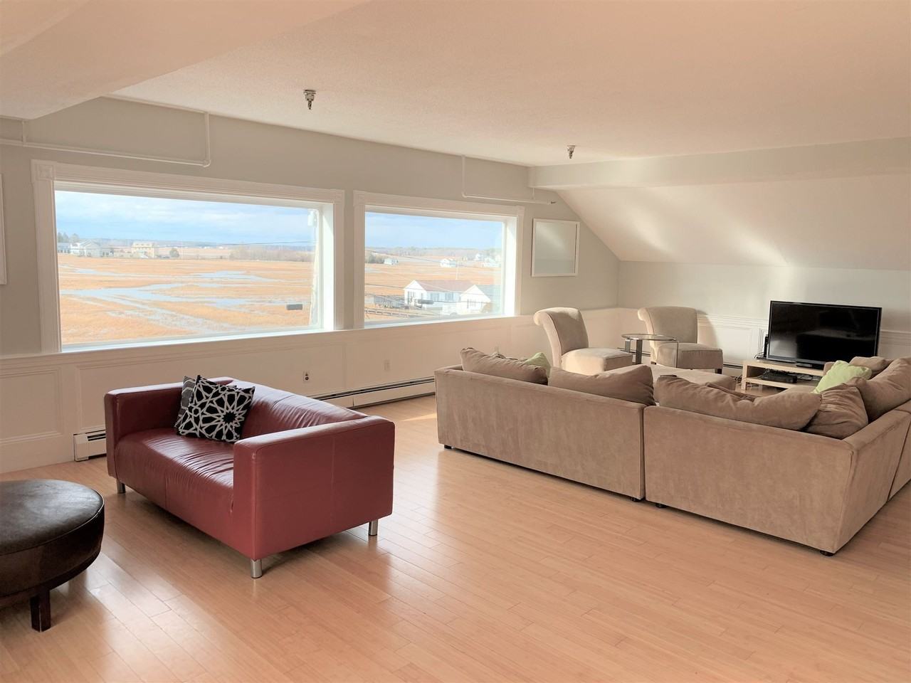 85 Brown Ave #11 - Photo 2 of 19