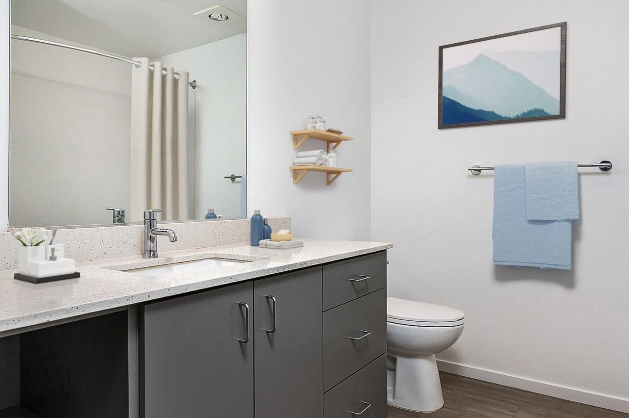 The Lenox - Photo 7 of 47