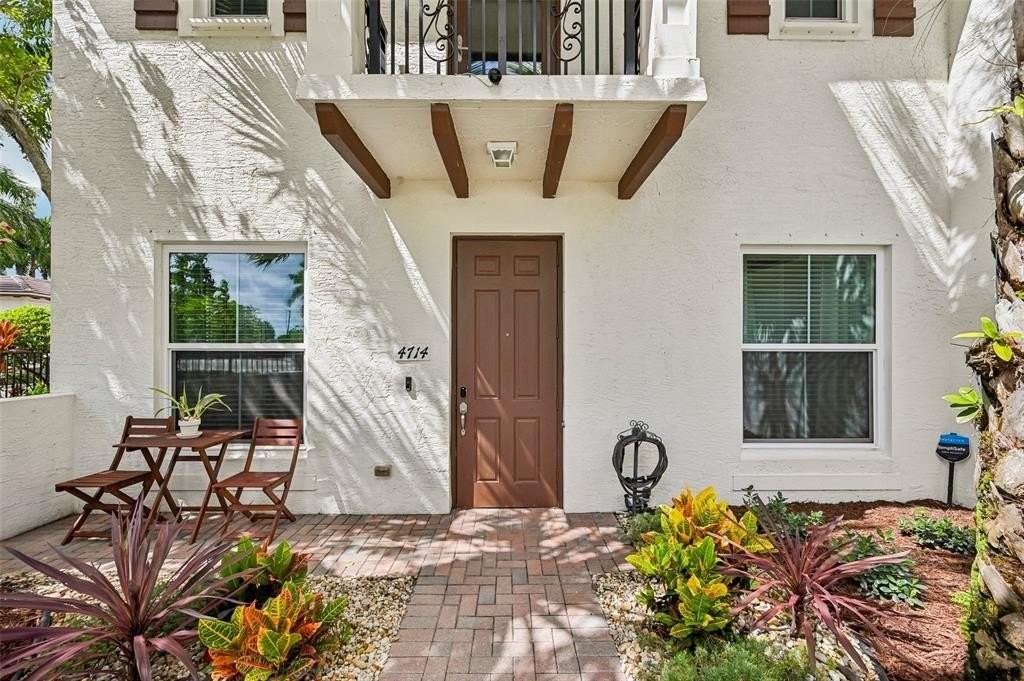 4714 Monarch Way - Photo 2 of 50