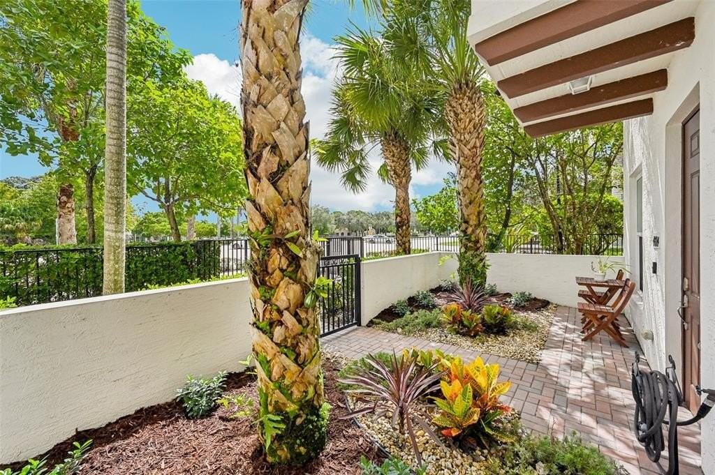 4714 Monarch Way - Photo 4 of 50