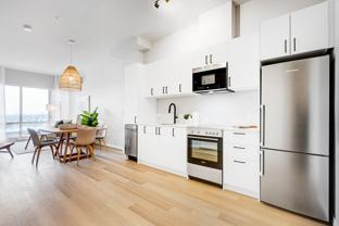 16 Place du Commerce #609 - Photo 1 of 1