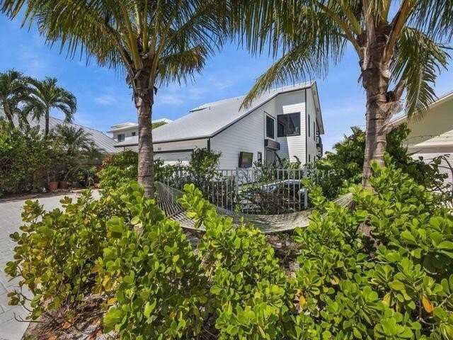 703 Xanadu Pl - Photo 3 of 21