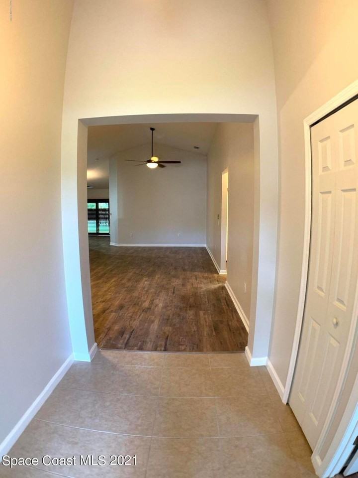 5230 Extravagant Ct - Photo 3 of 30