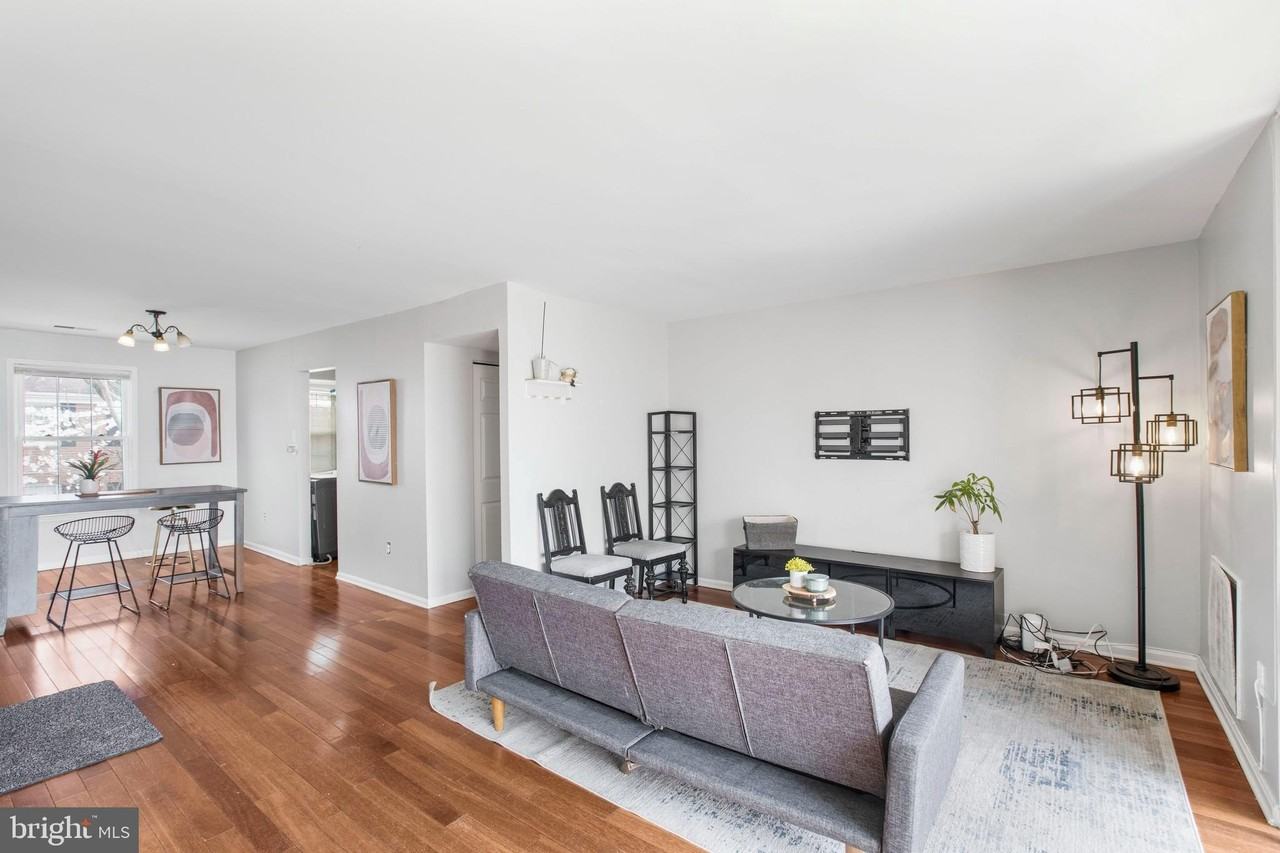 788 Quince Orchard Boulevard #201 - Photo 3 of 9