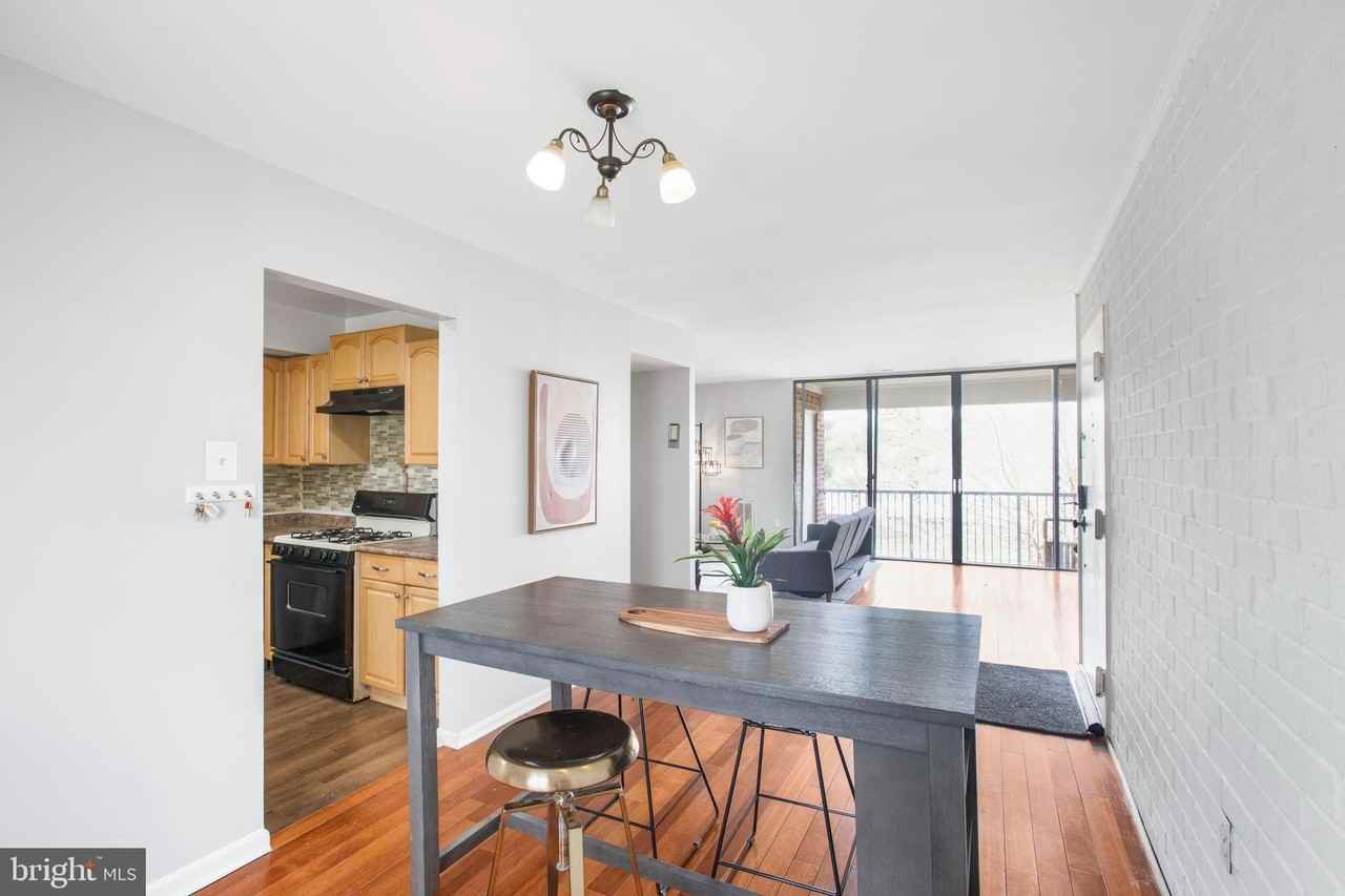 788 Quince Orchard Boulevard #201 - Photo 7 of 9