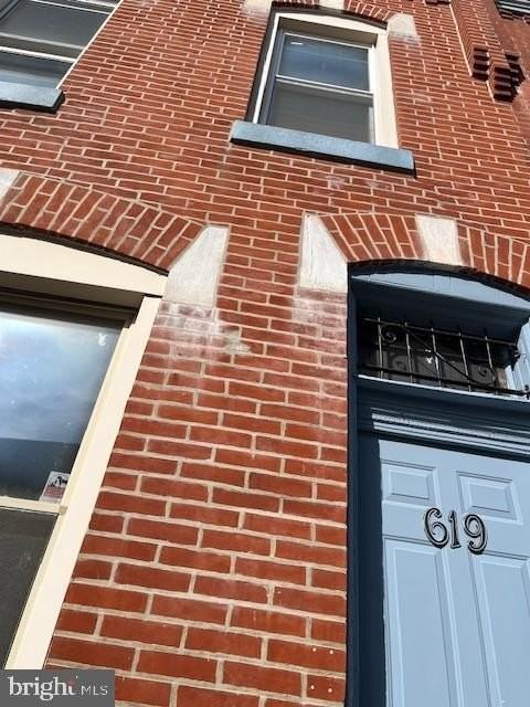 619 Fitzgerald St - Photo 2 of 14