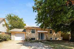 219 Nw 84th St - Photo 1 of 1